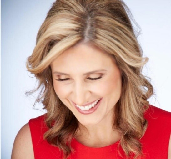 2019-09-a-Kris-Macc-Blog-Pic-02-Kris-Biography