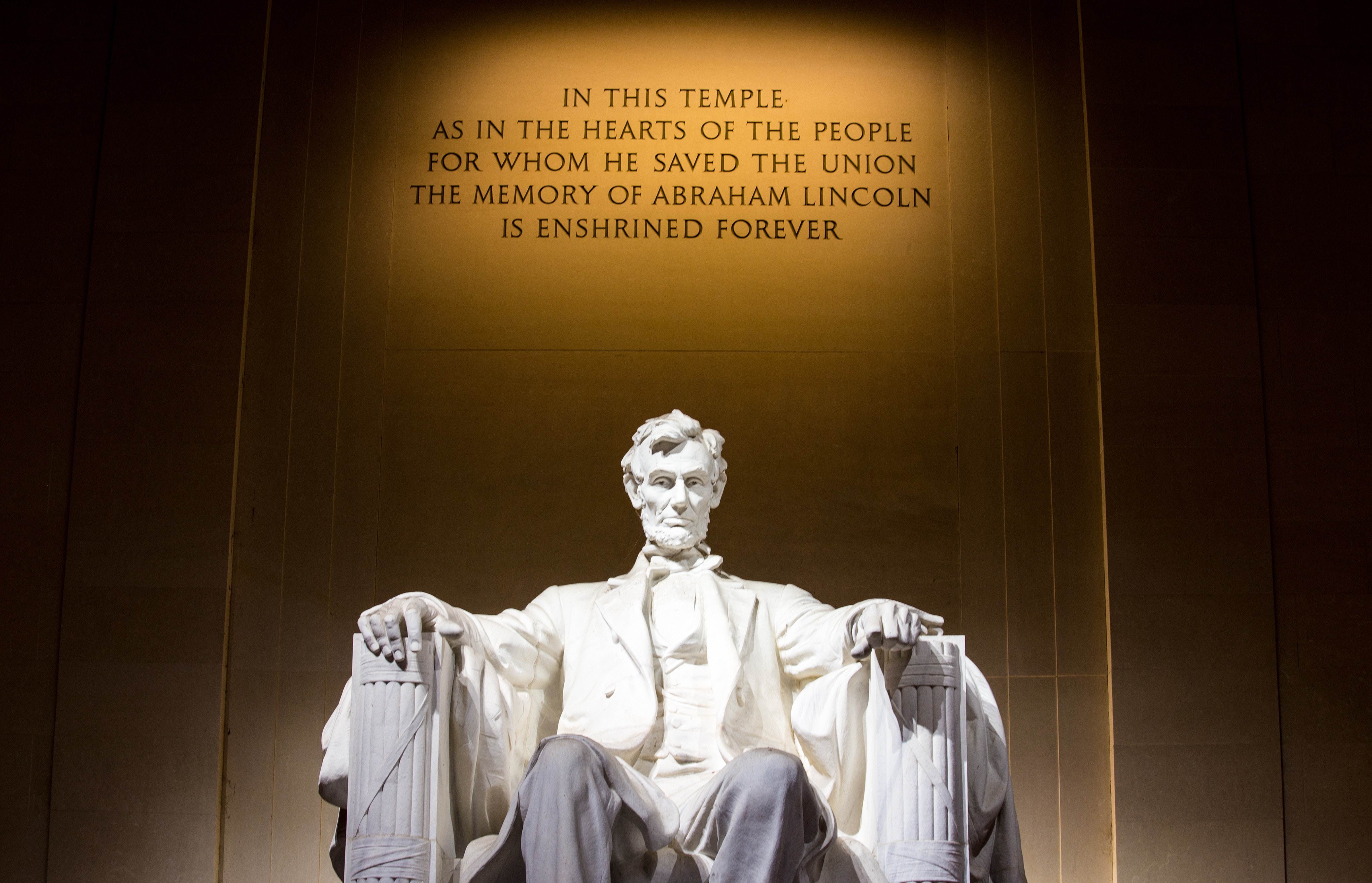 abraham-lincoln-administration-adult-290150