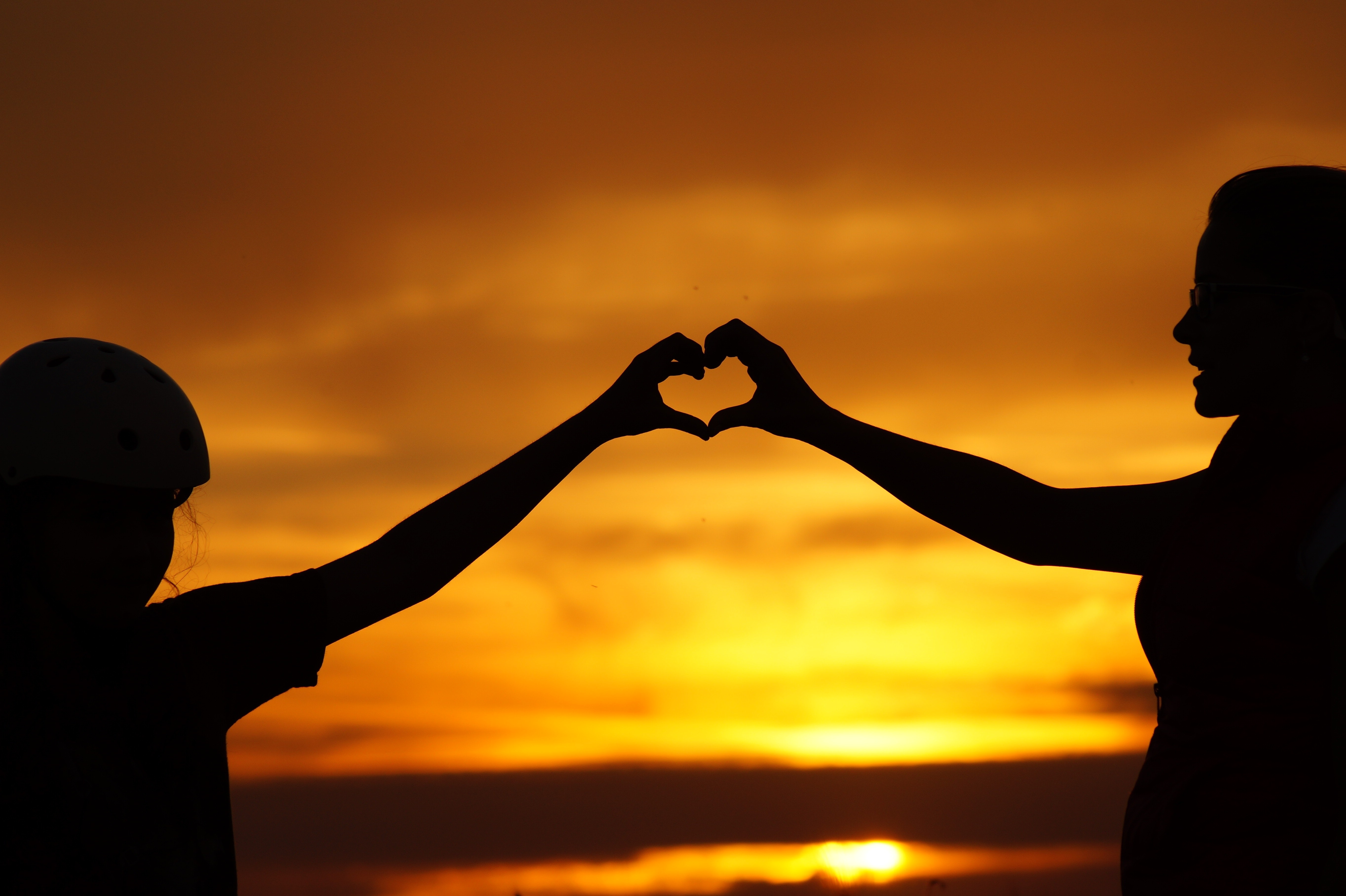 art-backlit-beach-256807 art-backlit-beach-256807
