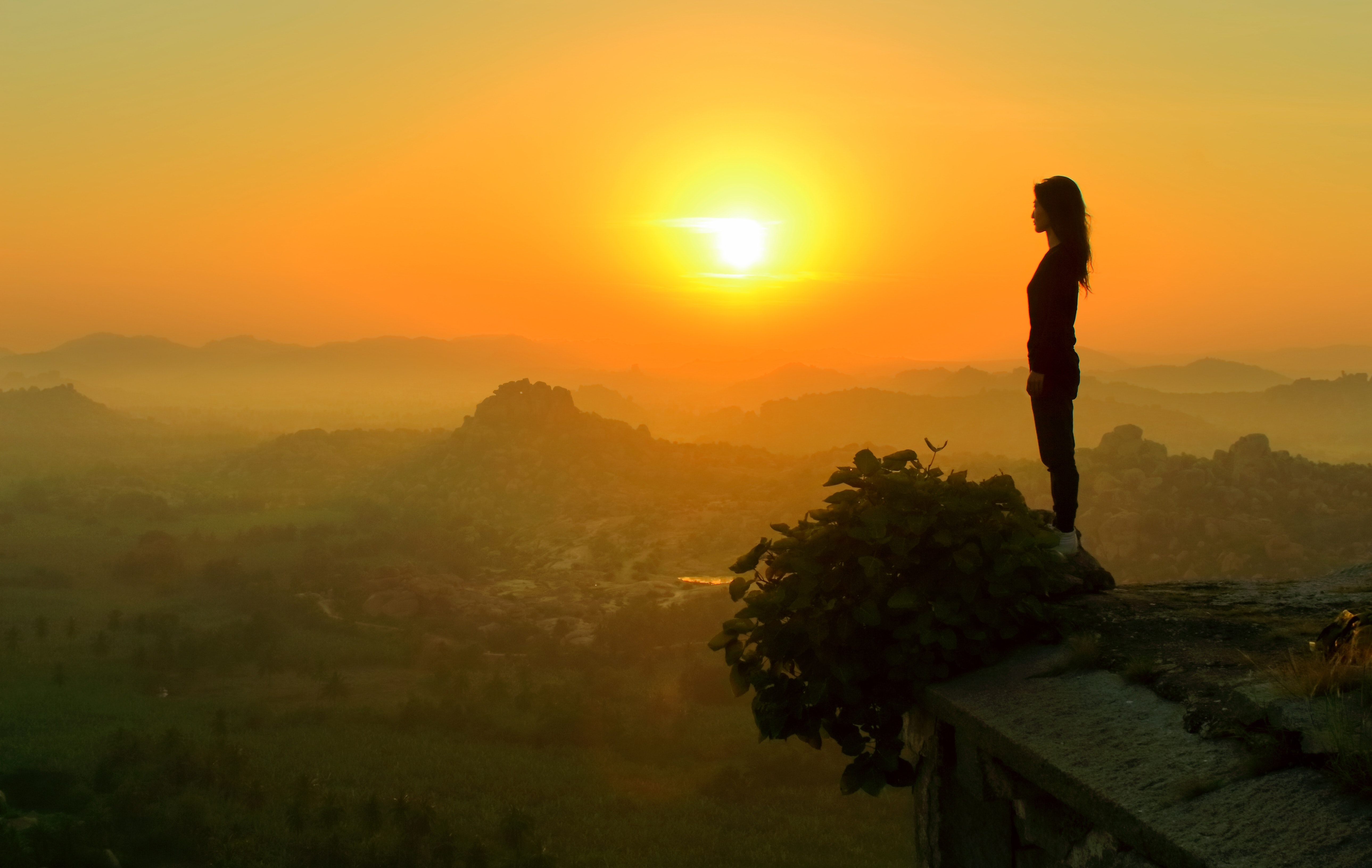 alone-dusk-evening-1661296 alone-dusk-evening-1661296